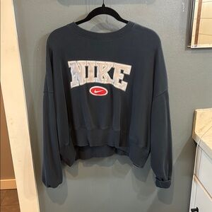 Nike Women's Dark Blue Logo Sweatshirt